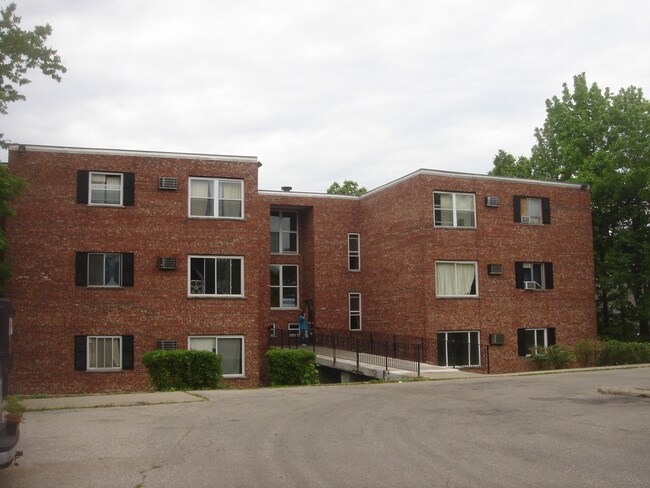 Foto del edificio - Summit Villa