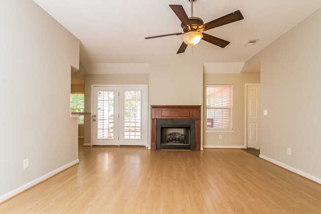 Building Photo - 1052 Blue Mountain Ln