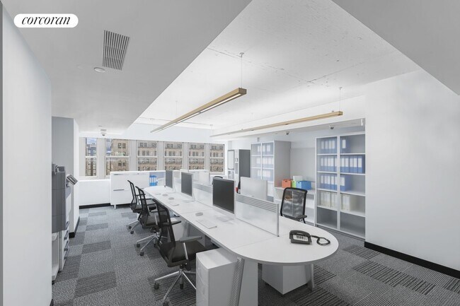 Foto del edificio - 131 W 33rd St