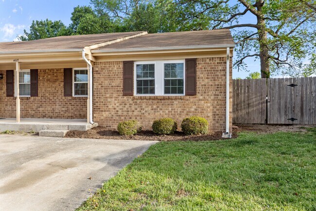 Foto del edificio - 4617 Brookwood Ct