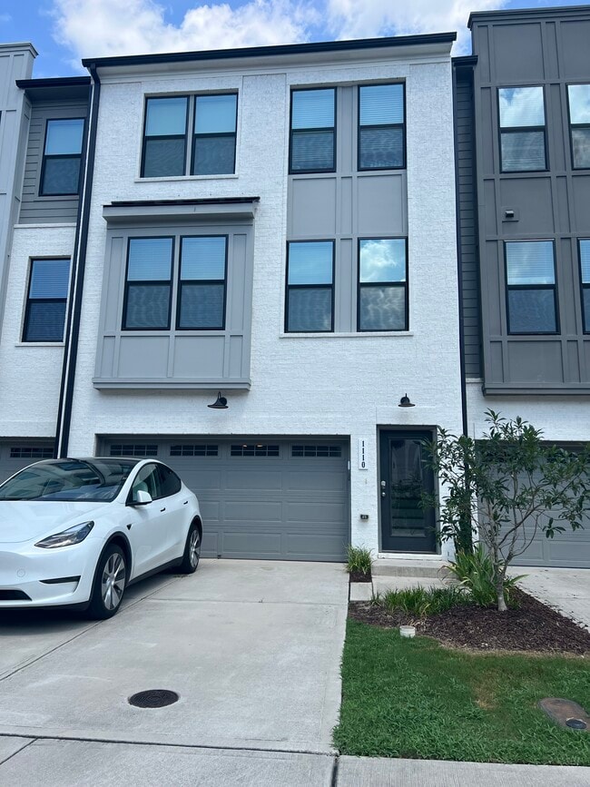 Building Photo - 1110 Kiernan Grove Ln
