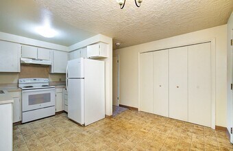 Building Photo - 3802 M St