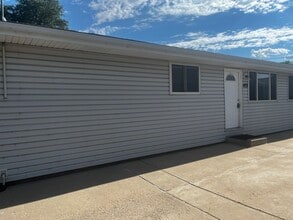 Building Photo - 1433 Juliana Ct