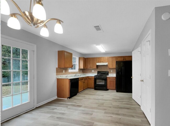 Building Photo - 3662 Lower Creek Dr