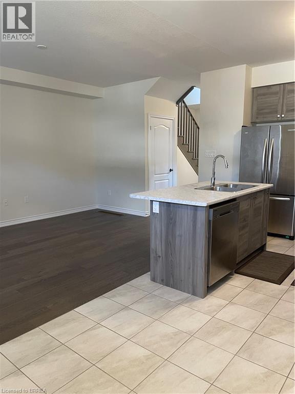 Photo du bâtiment - 18 McLaren Ave