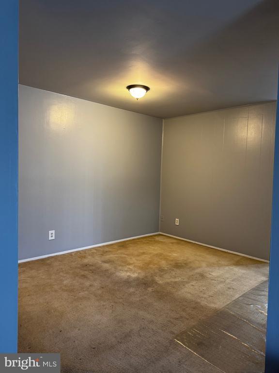 Foto del edificio - 11238 Cherry Hill Rd