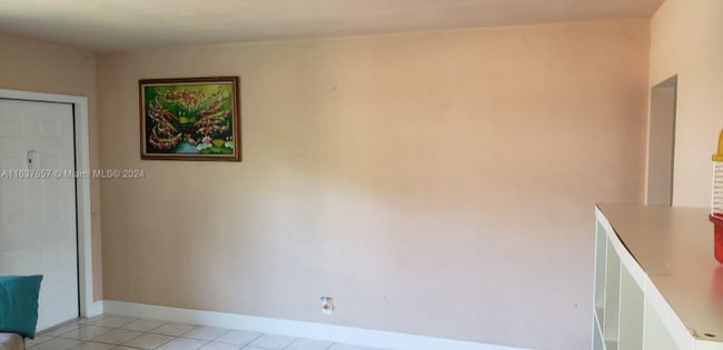 Foto del edificio - 223 SW 9th St