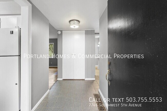Foto del edificio - 7746 SW 5th Ave.