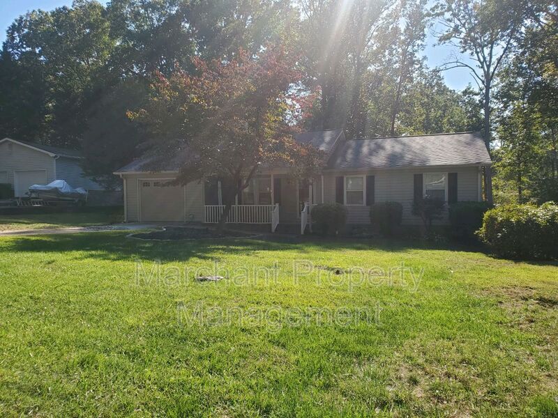 Primary Photo - 106 Setters Ct