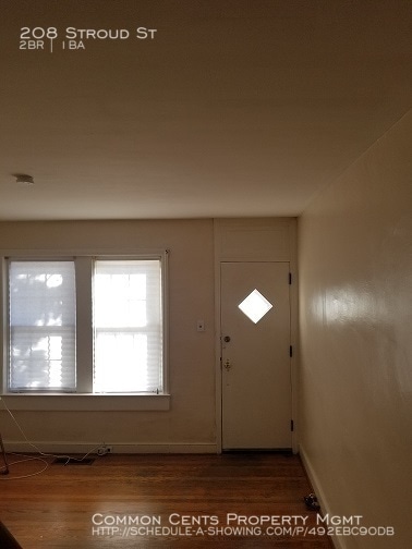 Building Photo - 208 Stroud St