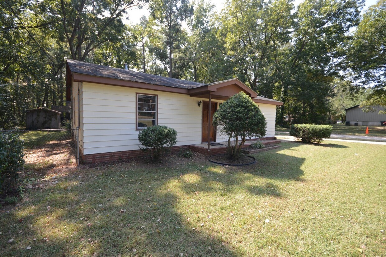 Primary Photo - 3041 Woods Place- Bev Roberts Rentals & Pr...
