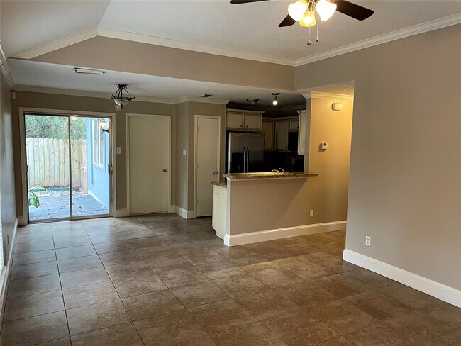 Foto del edificio - 21747 Deep Pines Dr