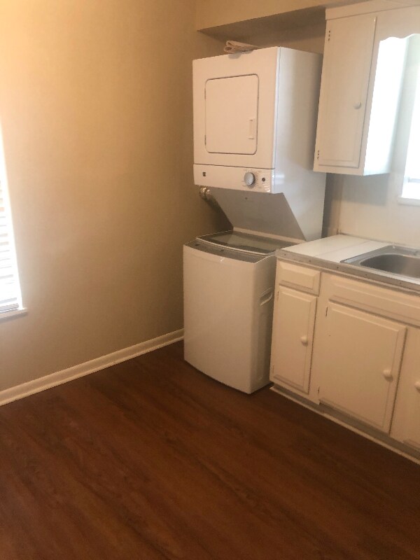 232 Wedgewood Dr Unit 4, Nacogdoches, TX 75961 Room for Rent in