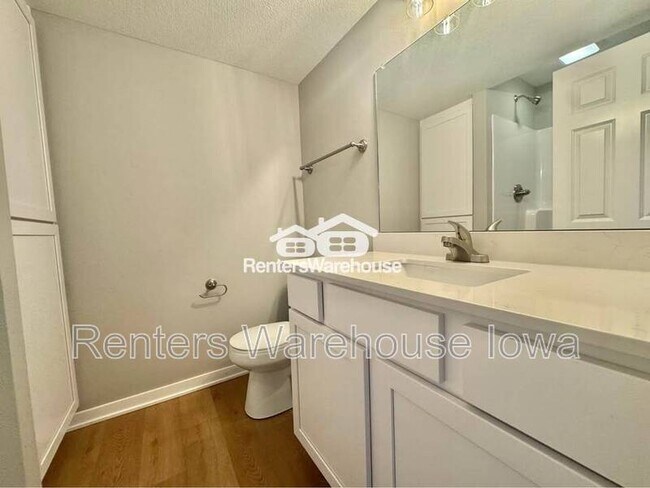 Foto del edificio - 1006 Polk St