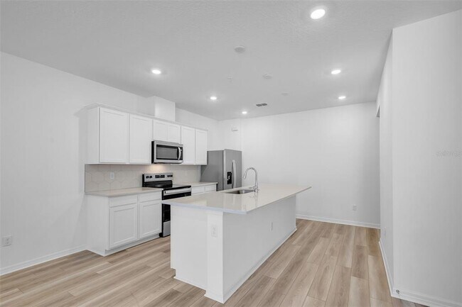 Foto del edificio - 11398 Nona Sound St