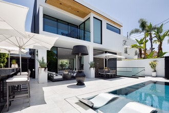 Building Photo - 213 S La Peer Dr Building Photo - 213 S La Peer Dr