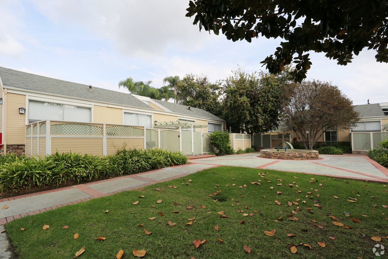 Greenhouse Apartments In Fullerton Ca Westside Rentals
