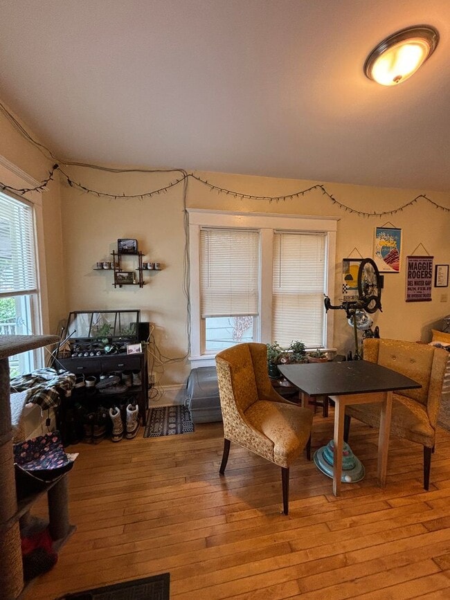 Foto del edificio - 2939-39B N Pierce St