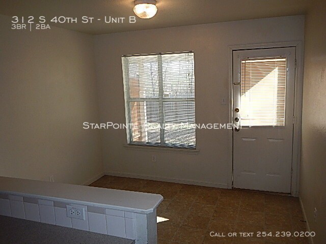 Building Photo - 312 S 40th St. Unit B