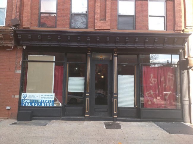 Foto del edificio - 221 Ralph Ave