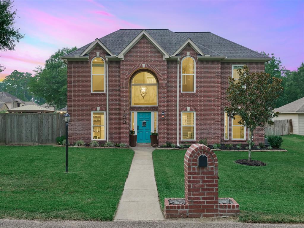 Primary Photo - 766 Forest Ln Dr