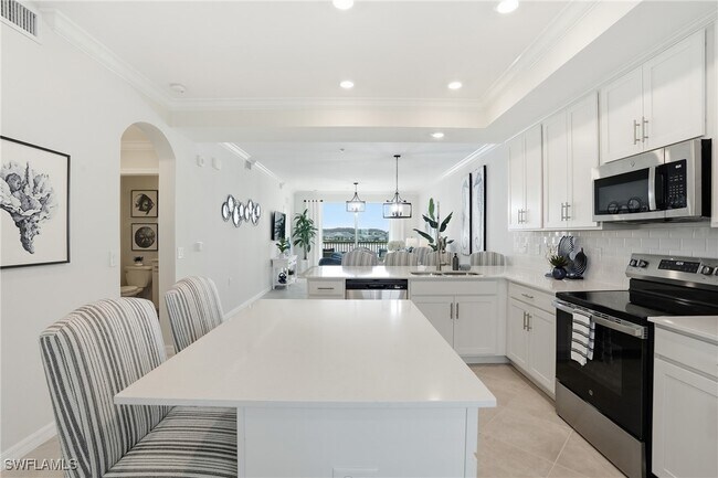 Building Photo - 5555 Double Eagle Cir