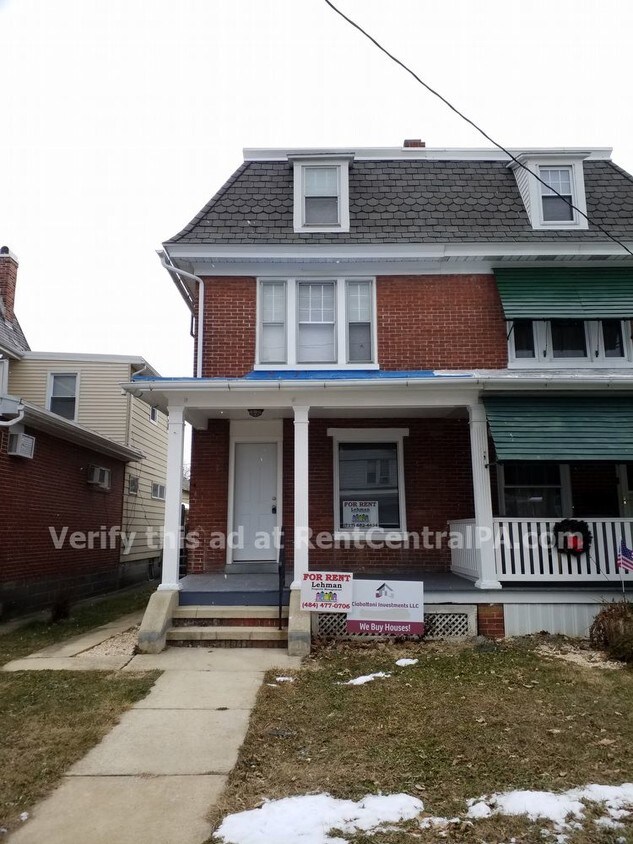 Primary Photo - 2111 Penn Ave