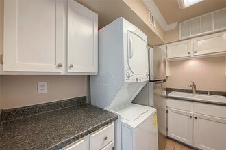 Building Photo - 4040 San Felipe St