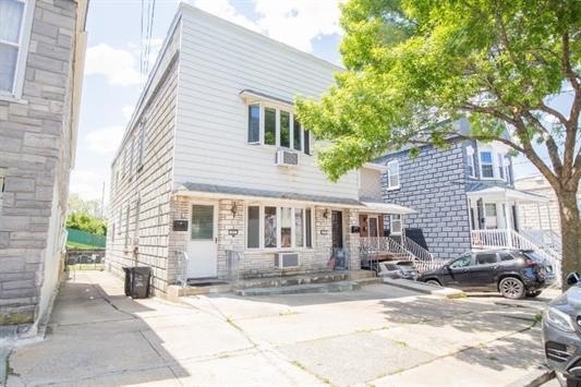 Primary Photo - 62 Wilson Ave