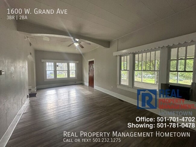 Building Photo - 1600 W Grand Ave