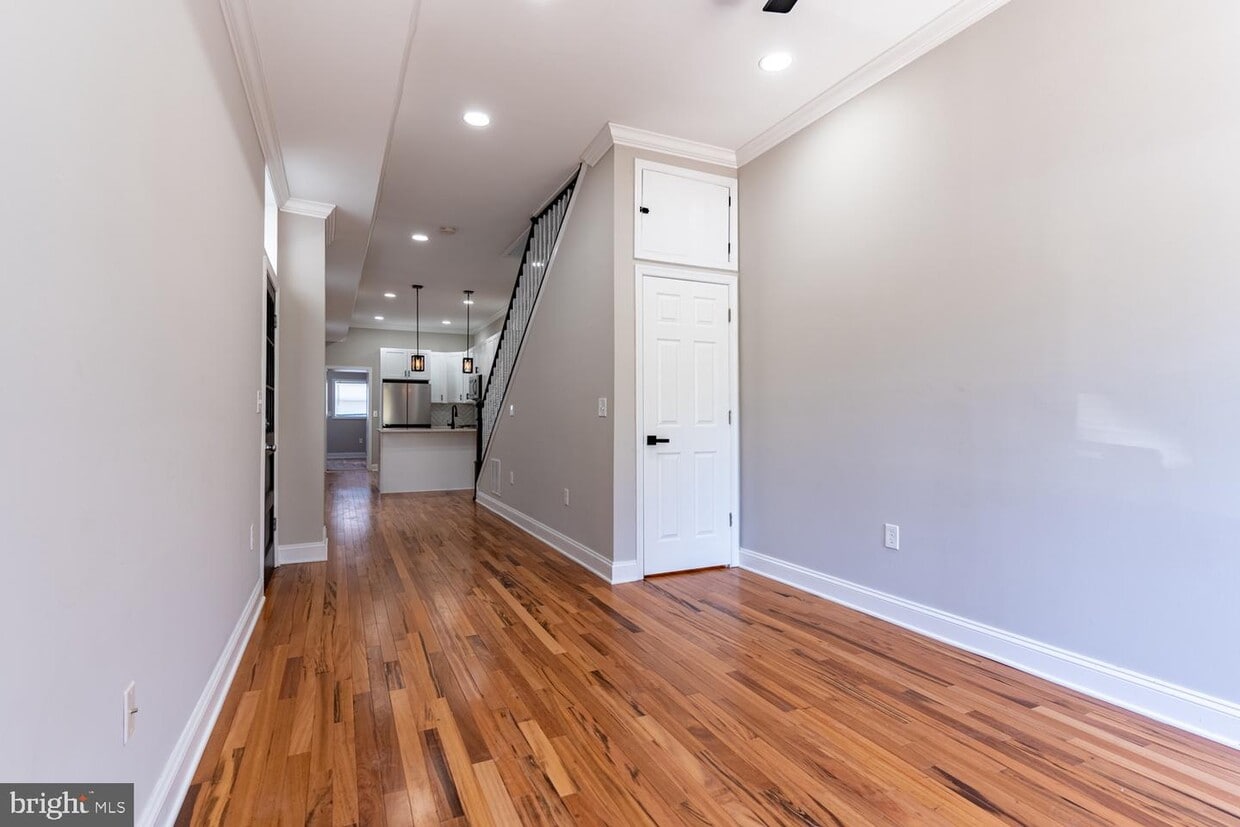 324 S Patterson Park Ave, Baltimore, MD 21231 Townhouse for Rent in