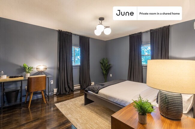 Foto del edificio - Room in Shared 6 bed/4 bath home in Brighton