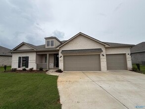 Building Photo - 22651 Donahue Dr