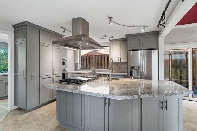 Foto del edificio - 6215 Westcott St