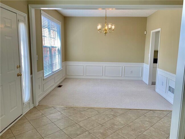 Building Photo - 3937 Toccoa Falls Dr