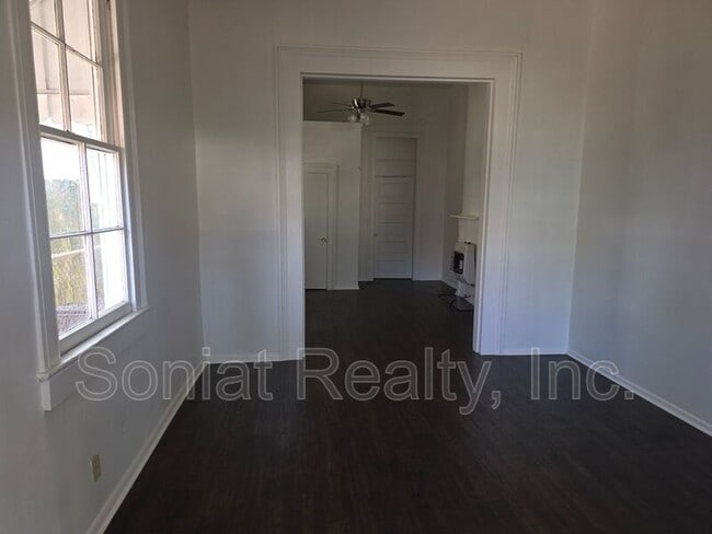 Foto del edificio - 914 N Dorgenois St