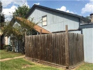 Building Photo - 12219 W Village Dr