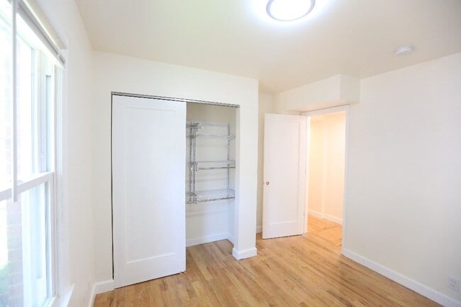 Building Photo - 209 Happ Rd
