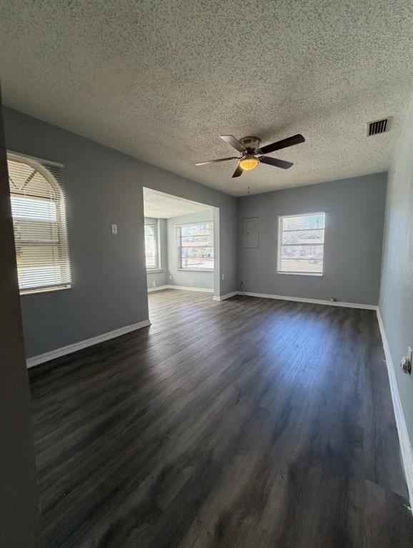 Foto del edificio - 1553 31st St