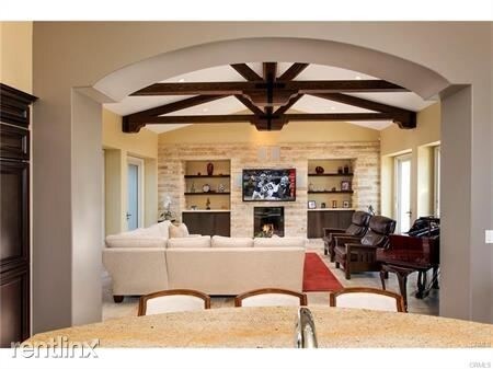 Building Photo - 2 Coral Cay