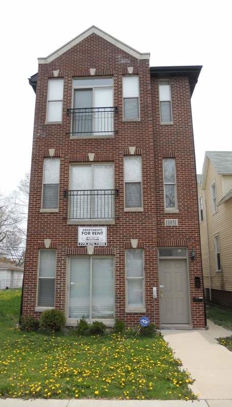 Building Photo - 11031 S Edbrooke Ave