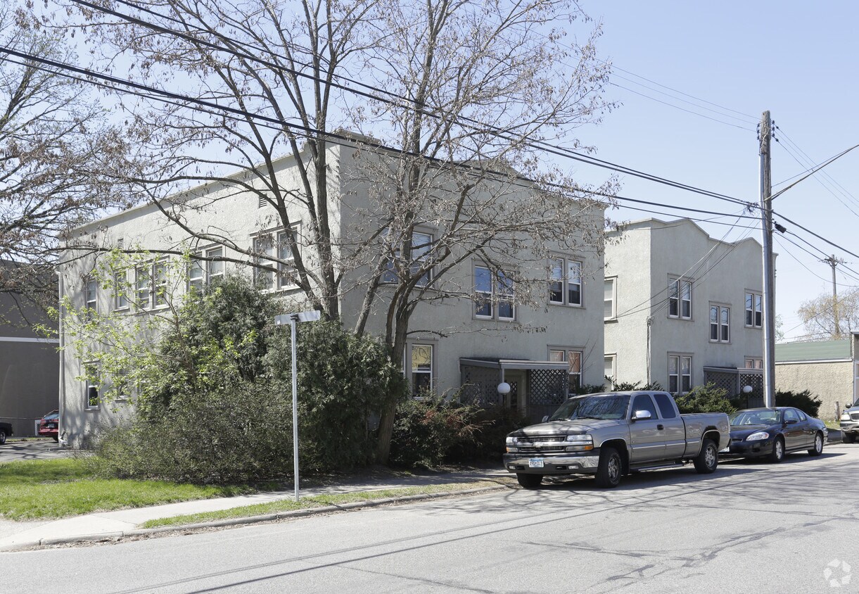 Primary Photo - 960-962 29th Ave NE