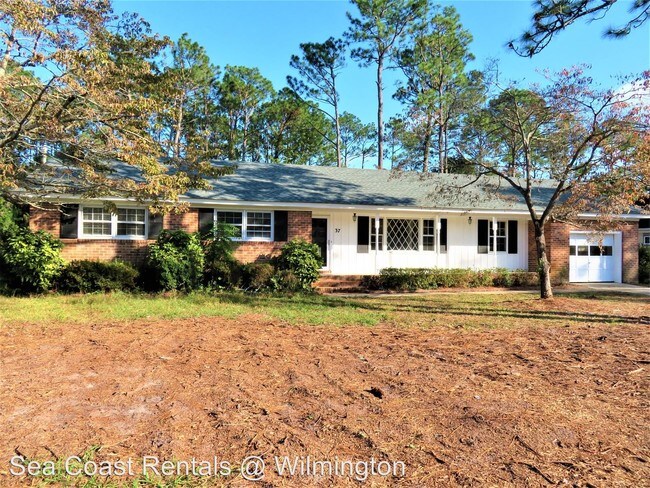 Building Photo - 3 br, 2 bath House - 37 S. Cardinal Drive