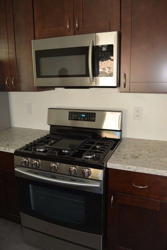 Foto del edificio - 4013-4015 36th St