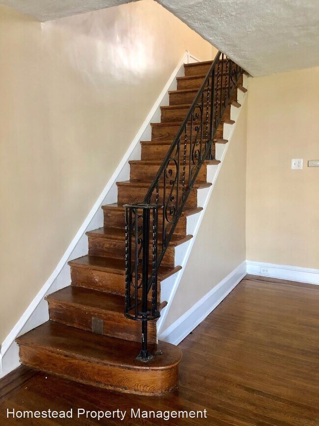 Foto del edificio - 3 br, 1 bath House - 7102 Radbourne Rd