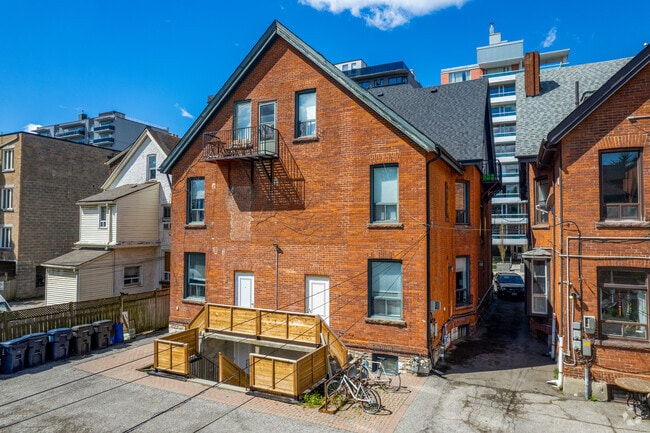 Back view of building/parking - 103 Spadina Rd