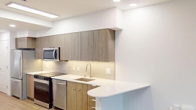 Interior Photo - Island Square