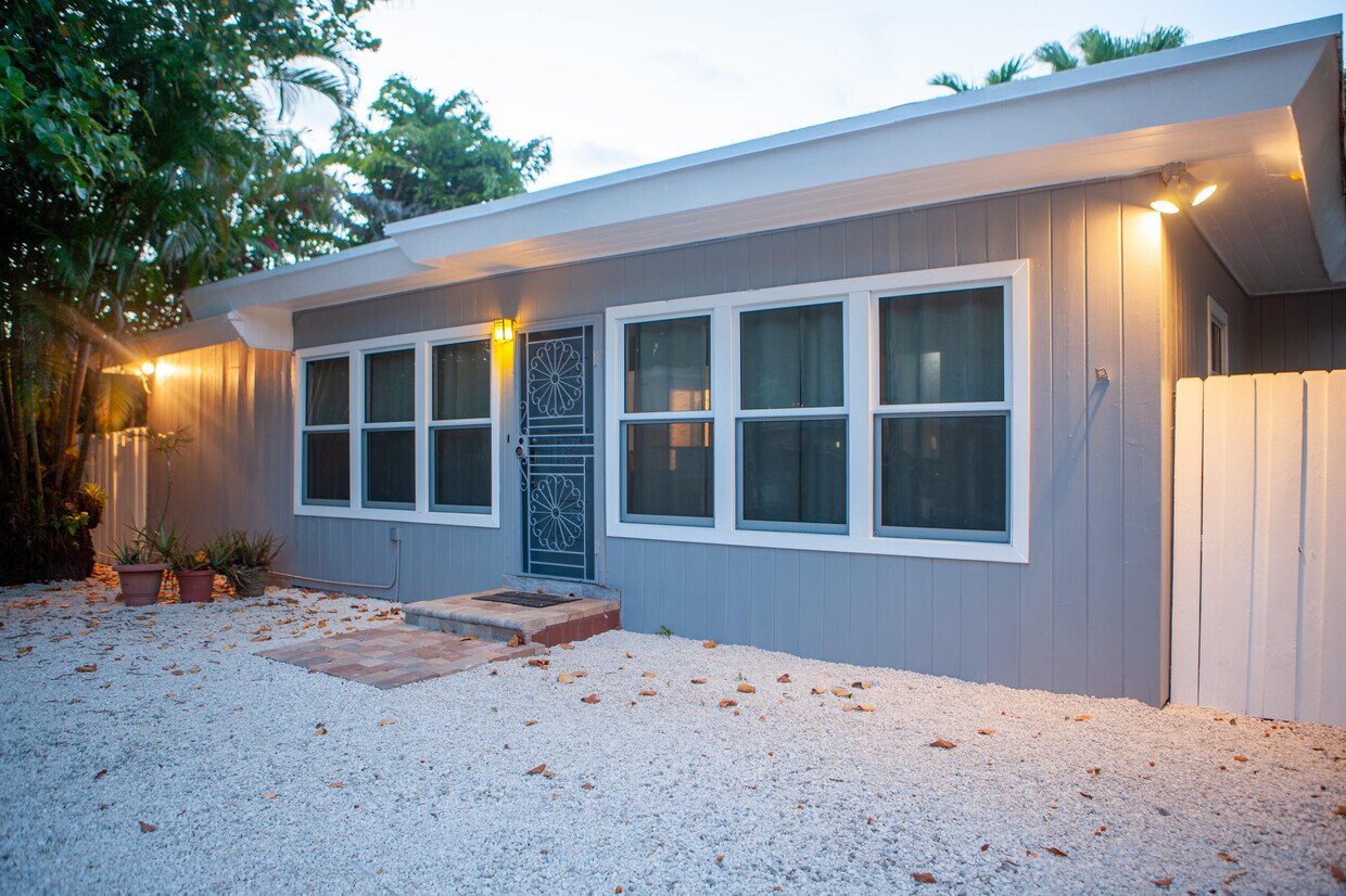 Foto principal - 5967 SW 58th Terrace