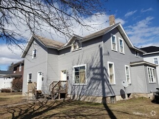 Building Photo - 1001 N 6th St