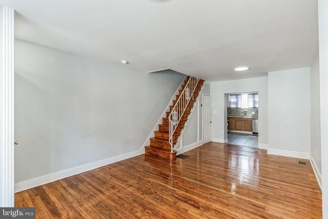 Building Photo - 1514 S Mole St